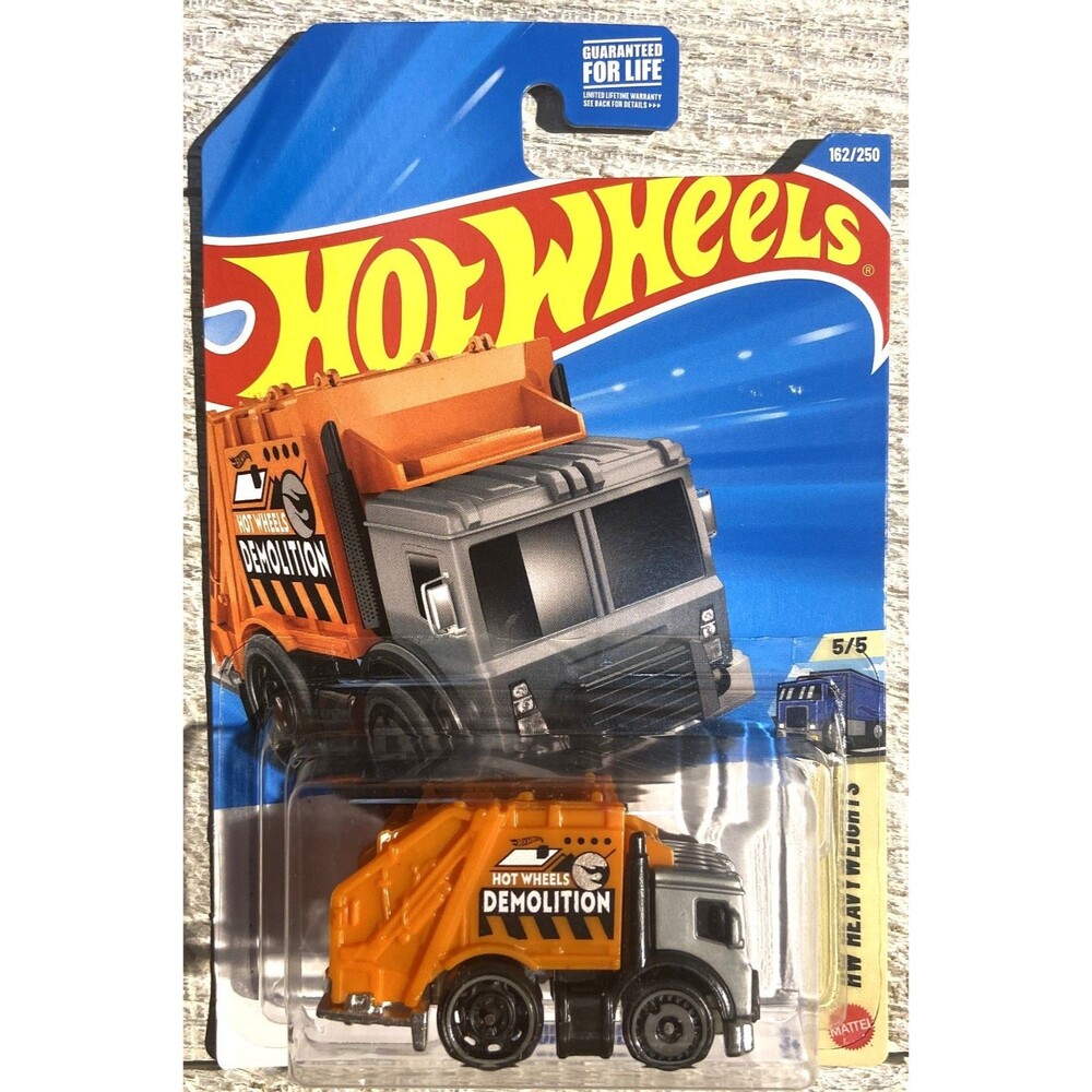 2026 Hot Wheels #162 Total Disposal TREASURE HUNT